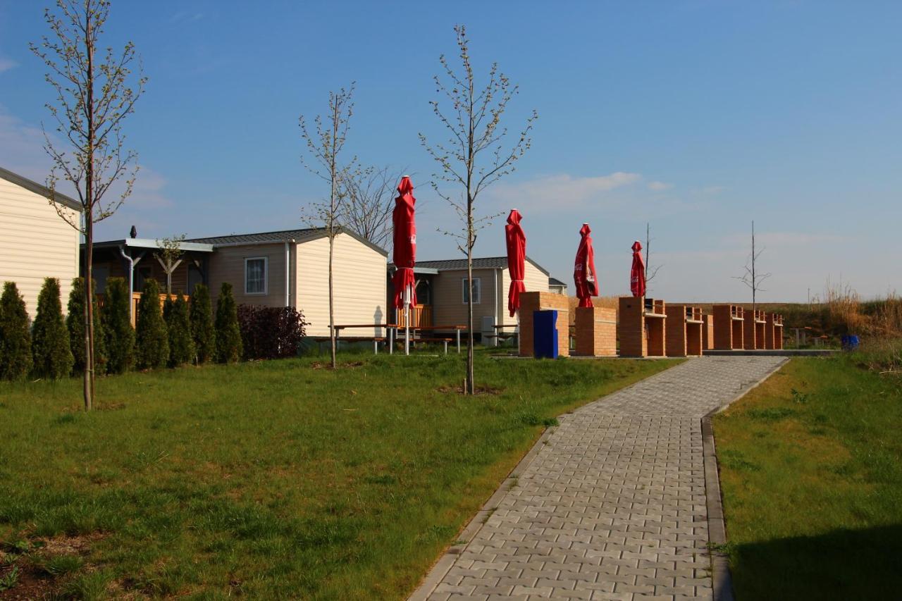 Merlin'S Camp ซนอยโม ภายนอก รูปภาพ